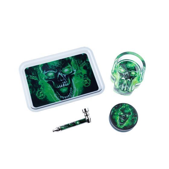 Alupfeife & Plastikgrinder Set - Scary Skull Klein - bestehend aus Aschenbecher, Grinder, Pfeife und Tray. Bestelle jetzt! Alupfeife & Plastikgrinder Set - Scary Skull Klein Produktbild